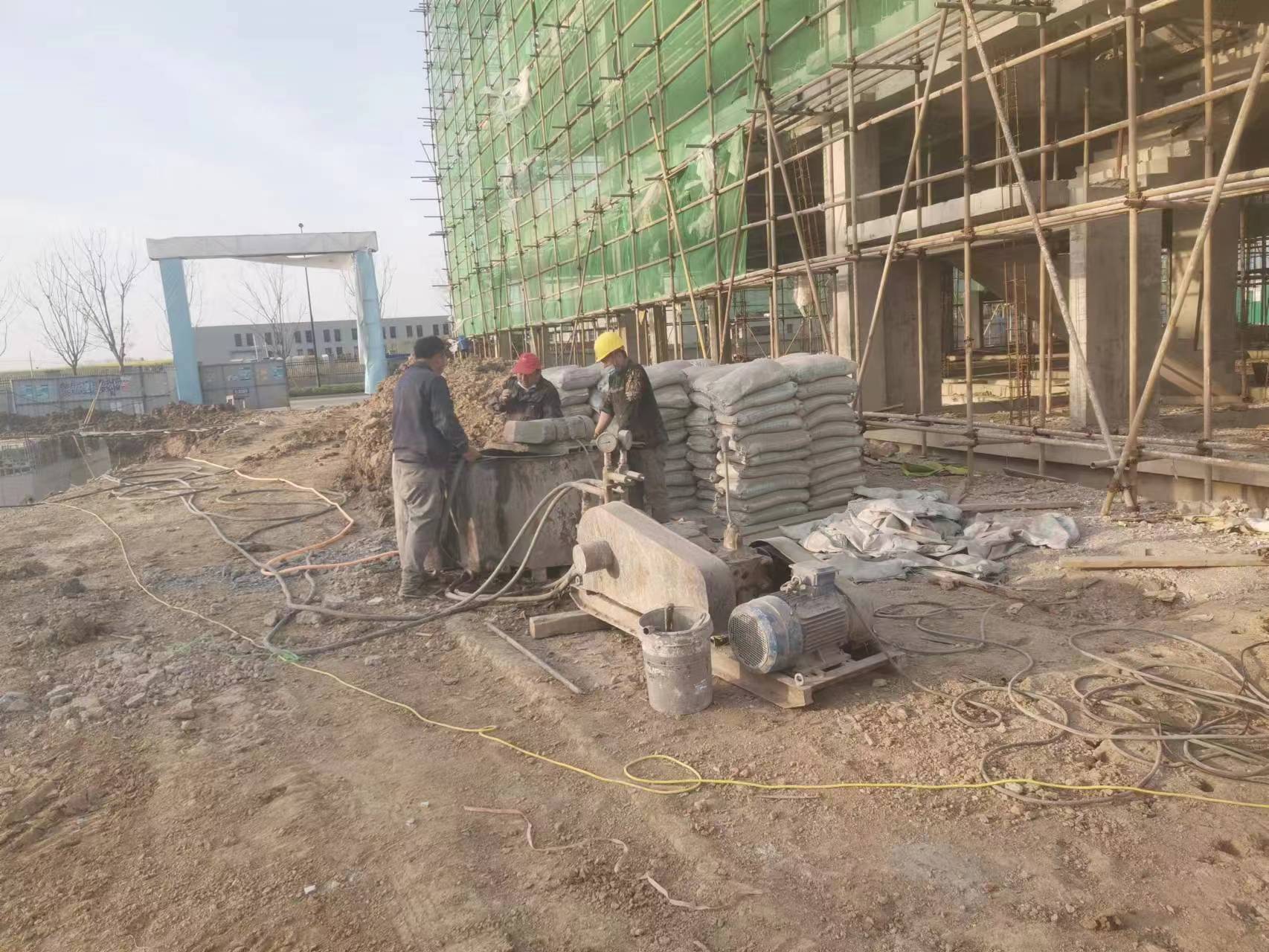 周矶办事处别墅下沉注浆